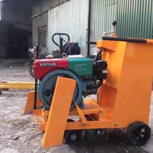 Máy cắt bê tông đầu nổ Diesel D15